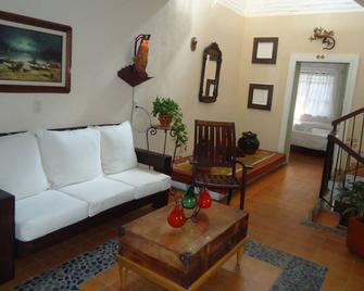 CasaMar is located in romantic Old P. Vallarta. There is sth for every visitor - Puerto Vallarta - Living room
