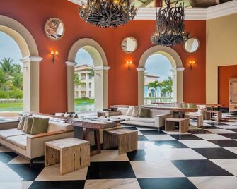 Iberostar Waves Bahia - Praia do Forte - Recepción