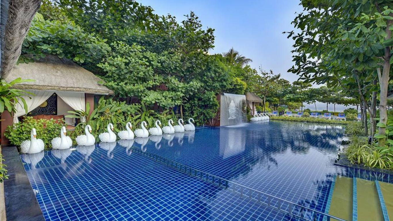 مايفير وايفز