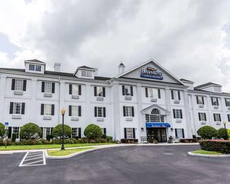 Baymont Inn and Suites Lakeland - Lakeland - Building