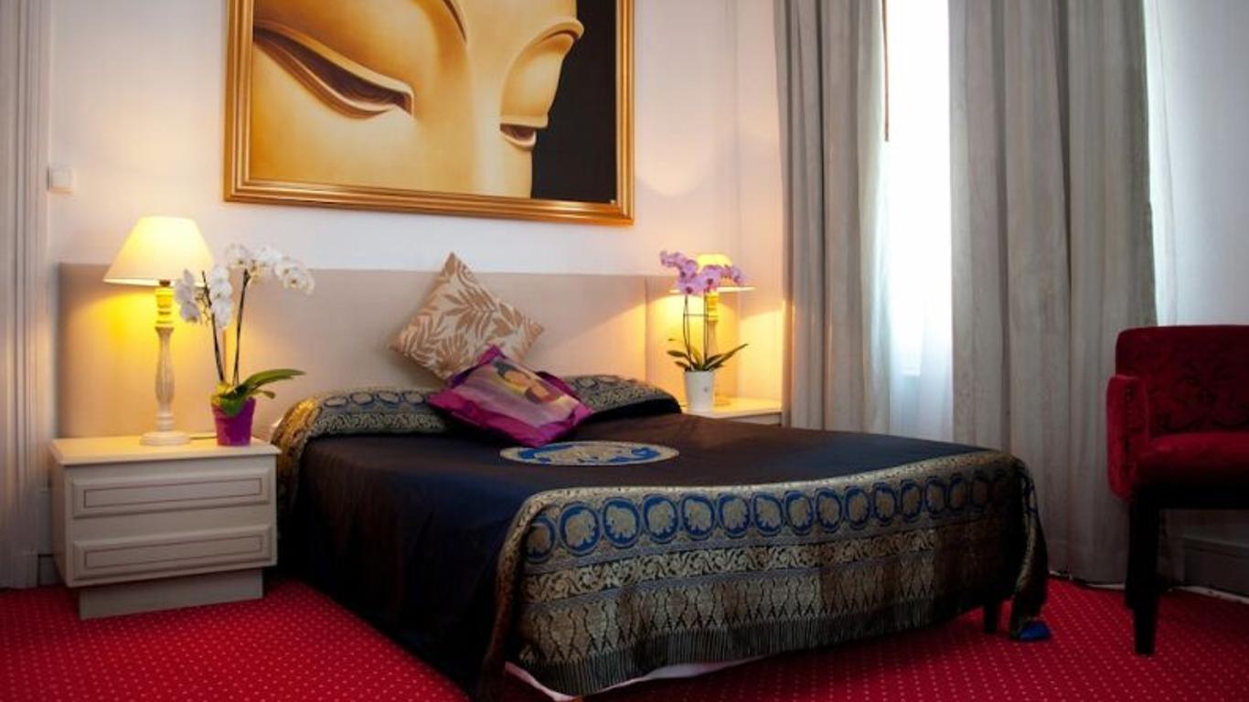 Castel De Siam