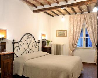 Il Palazzo Del Cardinale - Montalcino - Schlafzimmer