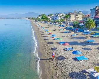 Golden Moon Hotel - Fethiye - Strand