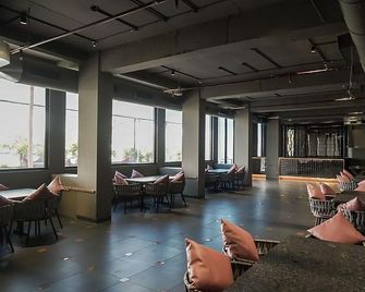 Hotel Red Diamond - Bilāspur - Restaurant
