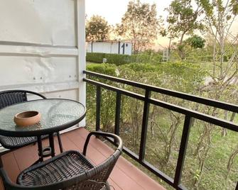 Boxotel - Maha Sarakham - Balcony