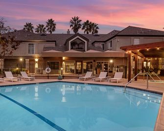 Sonesta Es Suites Torrance Redondo Beach - Torrance - Pool
