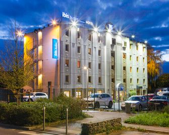 ibis budget Chilly-Mazarin Les Champarts - Chilly-Mazarin - Bâtiment