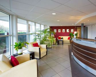 All Suites Appart Hôtel - Bordeaux - Mérignac Aéroport - Mérignac - Bar