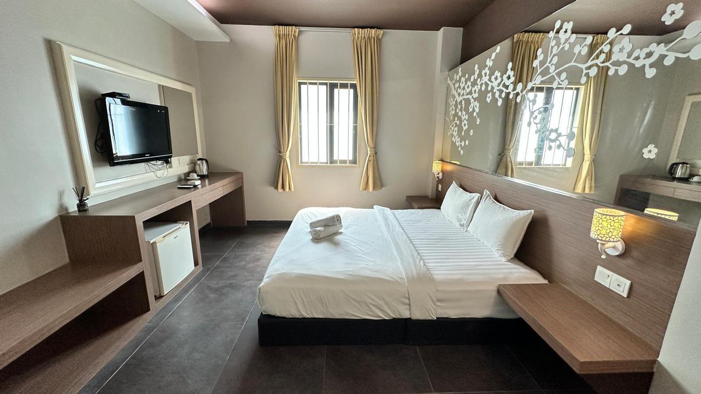 Grand Jade Ciq Hotel