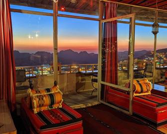 Rocky Mountain Hotel - Wadi Musa - Balkon