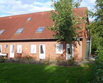 Hotel Hof Von Hannover - Wittmund - Building