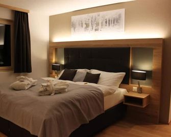 The Onya Resort & Spa - Bellwald - Bedroom