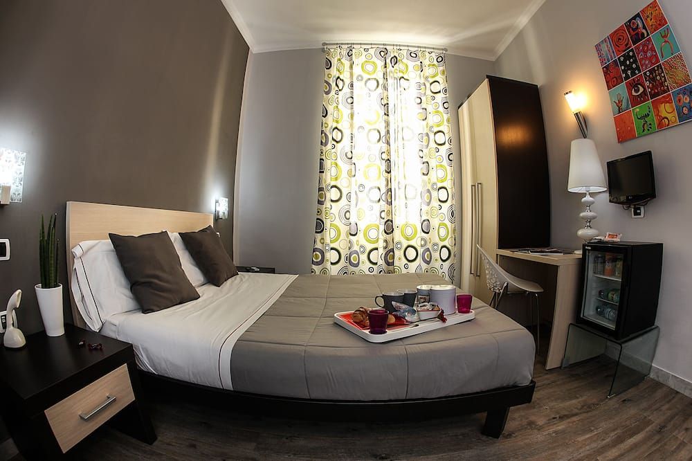 H Rooms Boutique Hotel - Naples - Bedroom