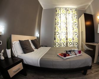H Rooms Boutique Hotel - Naples - Bedroom