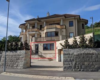Clearvuehome Apartments Bratislava Slavin - Bratislava - Edifici