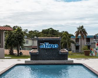 Parador El Faro - Aguadilla - Pool