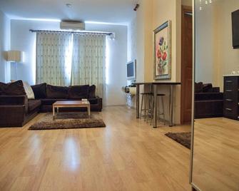 Airport Residence - Istanbul - Living room