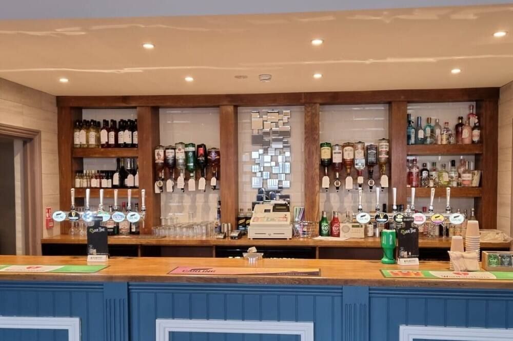 The Aston Inn thumbnail 2
