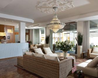 هوتل كروتش دي مالطا - جيسولو - ردهة