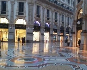 Floris Guest House - Milan - Lobby