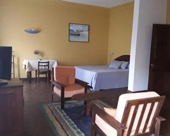 Hotel le colbert - Antsiranana - Chambre