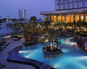 Shangri-La Bangkok - Bangkok - Pool