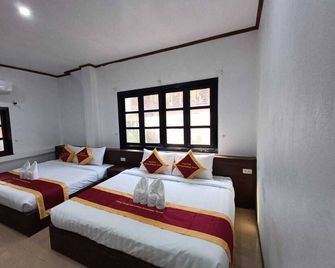 Vang Vieng Charming Boutique Hotel - Vang Vieng - Ložnice