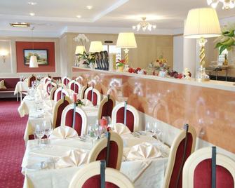 Hotel Amadeus Micheluzzi - Serfaus - Restaurant