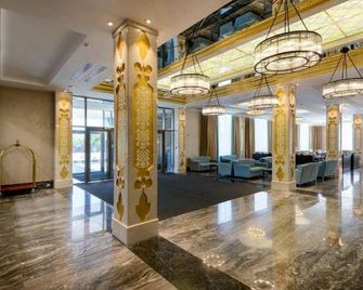 Azimut Hotel Kyzyl - Kyzyl - Lobby