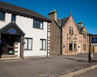 Alban and Abbey House - Inverness - Building