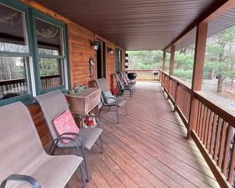 Pa-Mountain Rental House (Wellsboro, Pa) - Wellsboro - Balkon