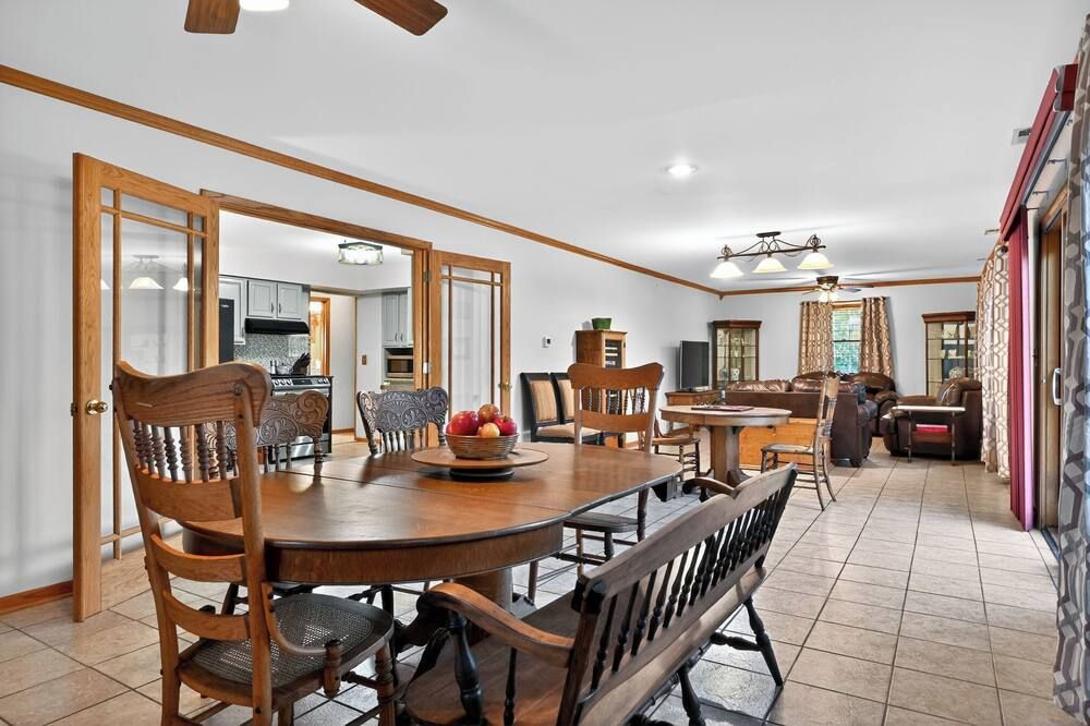 Lakeside Channel Hideaway – 4br/2ba On Goose Lake, Sleeps 10 - Morris - Dining room