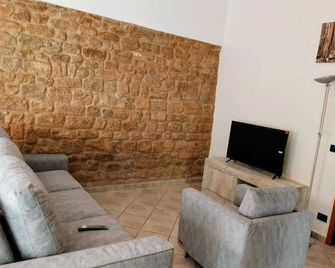 Casa Centro Storico Volterra - Volterra - Living room