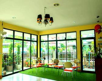 Yamjan Place - Surat Thani - Σαλόνι ξενοδοχείου