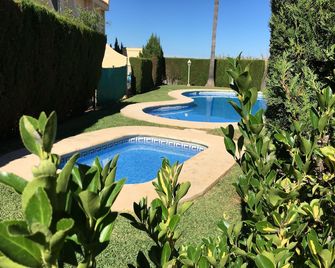 Frente al Mar. Velazquez. Luxurious Villa, 30 m from the sea - Oliva - Piscine