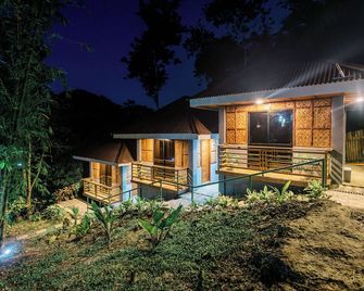 Busai Dream Falls Resort - Loboc - Bâtiment