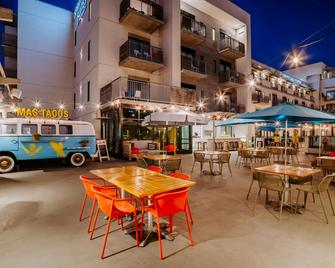 SpringHill Suites by Marriott Oceanside Beach - Oceanside - Lounge