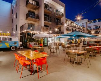 SpringHill Suites by Marriott Oceanside Beach - Oceanside - Lounge