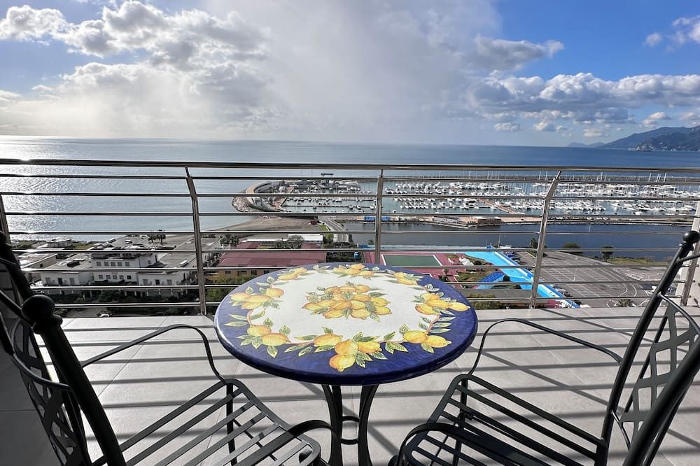 B&B Lilibeth Luxury Suites - Marina D'Arechi - סלרנו - מרפסת