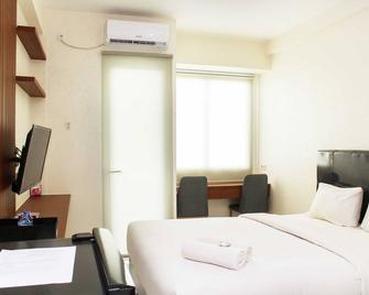 Nice and Elegant Studio at Riverview Jababeka Apartment - Cikarang - Bedroom