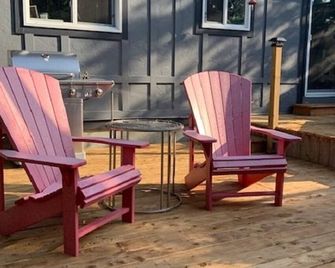 Cozy Home Close to Osler Bluff Ski Club - Collingwood - Patio