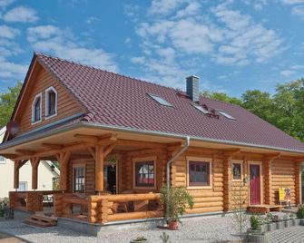 Mümmelkensee - Finnish log house & round log house - Ückeritz - Gebäude