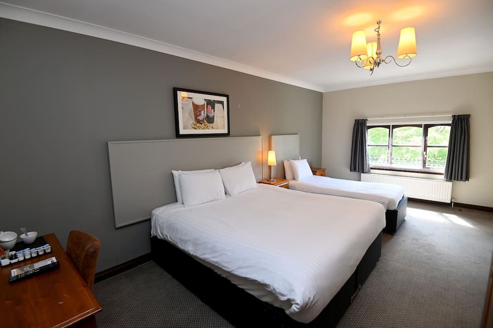Admiral's Table, Bridgwater by Marston's Inns - Bridgwater - Sovrum