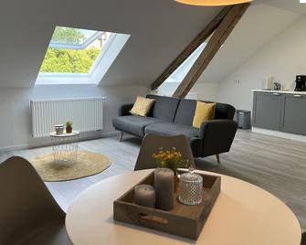Der Schwan, Innenstadt, 2022 renoviert - Düren - Living room