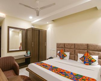 Fabhotel Prism Grand - Zerakpur - Slaapkamer