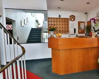 Hotel Concordia - Frankfurt am Main - Front desk