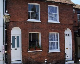 Crown Cottage - Rye - Rye - Budova