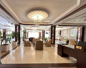 Modern Hotel Baku - Baku - Aula