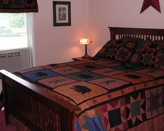 Grandview Private 2 room suite, 5 minutes to Dreams Park, close to town - Milford - Habitación