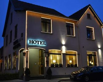 Hotel Olympia - Bruges - Building
